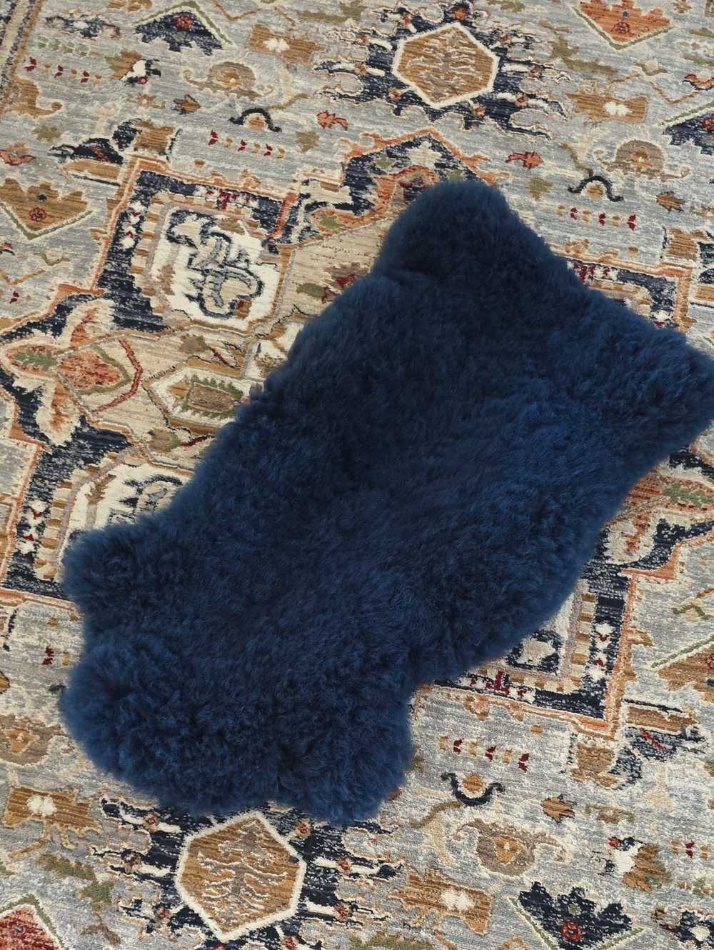 Real Sheepskin Rug In Deep Blue Color - Picture 2 of 4